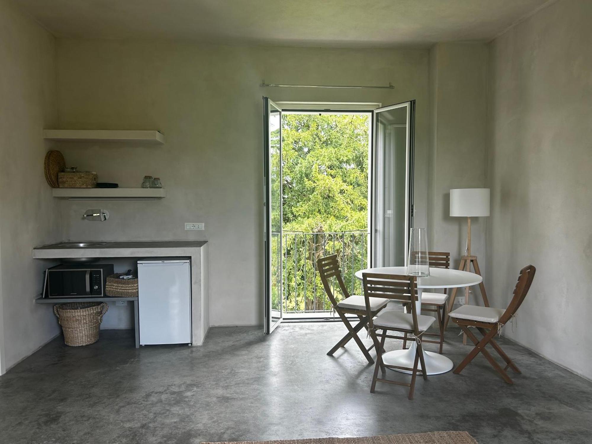 세라발레스크리비아 La Torre Granaia 빌라 외부 사진